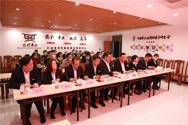 來吧，展示！競聘舞臺各顯其能