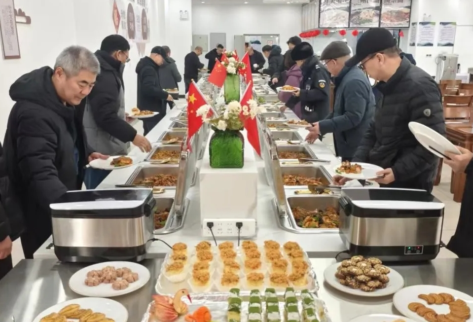 鼎尚餐飲丨新疆塔林鼎尚餐飲管理（集團(tuán)）有限公司克拉瑪依運營中心項目部：情暖元宵，共話團(tuán)圓